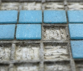 A Loose Tile is a Serious Grout Issue Sign – Don’t Underestimate It!